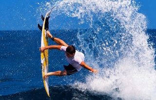 El surfista bocatoreño Teo Grani. Foto: Cortesía