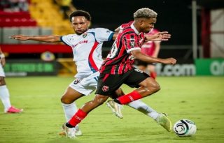 Plaza Amador perdió por 3-1 ante Alajuelense. Foto: @alajuelense_oficial