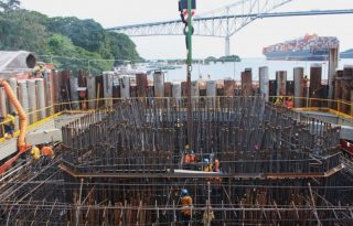 Trabajos en el Cuarto Puente sobre el Canal de Panamá. Foto: Cortesía