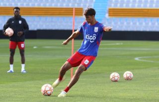 Martín Krug durante los entrenamientos del seleccionado mayor de Panamá. Foto: FPF