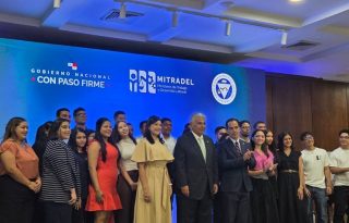 La juventud puede dar sus primeros pasos hacia un empleo formal. Foto: Archivo