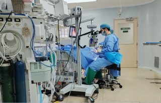 Los procedimientos quirúrgicos que quedan suspendidos son las cirugías oftalmológicas ambulatorias y los procedimientos no invasivos. Foto. Eric Montenegro