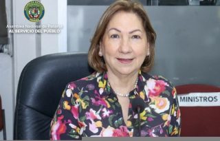 Luz Graciela de Calzadilla sustentó el presupuesto del IMHPA para el 2027.