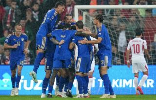 Jugadores de Italia celebran. Foto: EFE