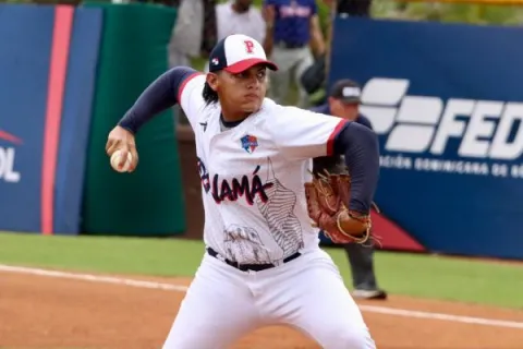 Panamá vence 6-2 a República Dominicana en la Súper Ronda del Premundial U18
