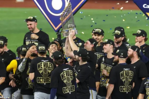 Cerveceros de Milwaukee, reyes por primera vez