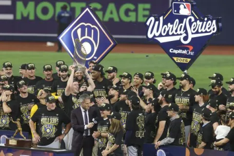 Cerveceros de Milwaukee hacen historia y conquistan su primera Serie Mundial