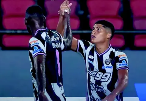 Tauro y Plaza Amador reeditan un nuevo Superclásico