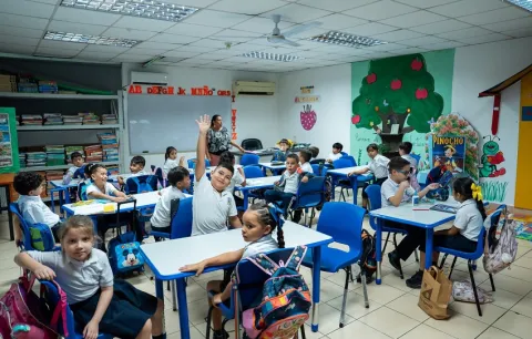 Experta respalda actuación del Meduca tras el sismo y propone plan de Protección Civil Escolar