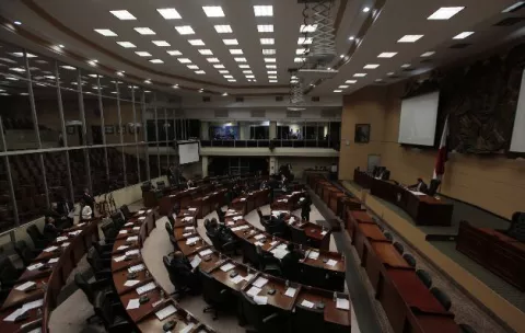 Business sector is demanding better management of public administration