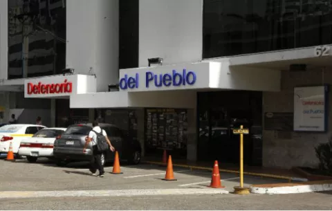 Custodios interponen queja en la Defensoría del Pueblo