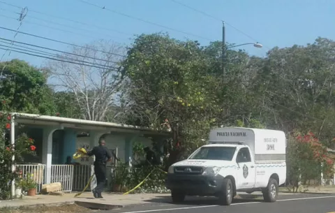 Señora en Los Santos atacada por delincuentes