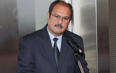 Poor management threatens Giron