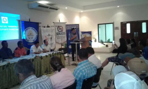 ATTT realiza plan de educación vial en Santiago