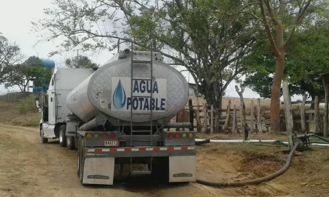 Reducen distribución de agua en carros cisternas en planta de Macaracas