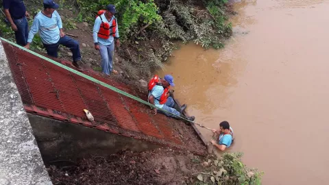 Sectores en Santiago estuvieron sin agua por crecida de río Santamaría