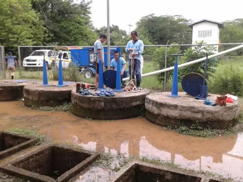 Quince barriadas de Soná estuvieron sin agua por trabajos en acueducto