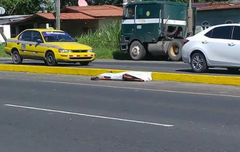 Hombre muere por atropello en Cativá, Colón