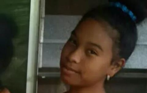 Pequeña de 13 años se lleva su ropa en Colón y desaparece