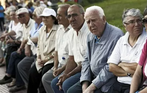 CSS pagará bono navideño a pensionados y jubilados