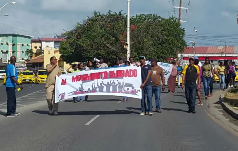 Protestan por renovación en la ciudad de Colón