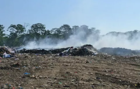 Tomarán medidas por el problema del humo del vertedero de Chitré