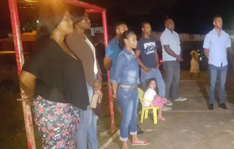 Movimiento "Yo le creo a Dios" realizó en Colón su vigilia por la paz