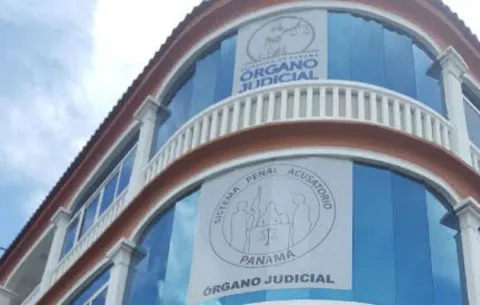 Ordenan detención provisional contra agente policial en Colón