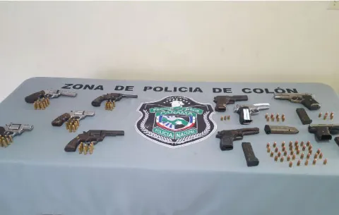 Decomisan 10 armas de fuego en operativos en Colón