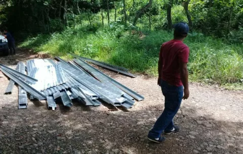 Mal estado de caminos impide  traslado de materiales en Cañazas