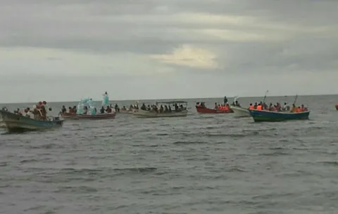 Pescadores santeños celebraron con la Virgen del Carmen