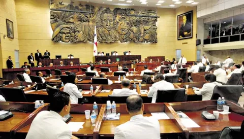 Deteriorada imagen de la Asamblea seguirá siendo mala hasta el último día