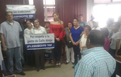 Exigen respeto a gente de Calle Abajo de Las Tablas
