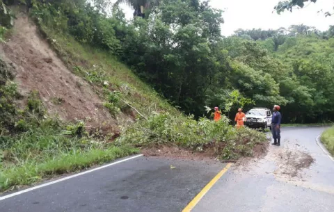 Crecidas de ríos y deslizamientos de tierra se registran en Veraguas