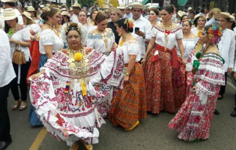 Colegio Tejada Roca de Las Tablas festeja Bodas de Diamante