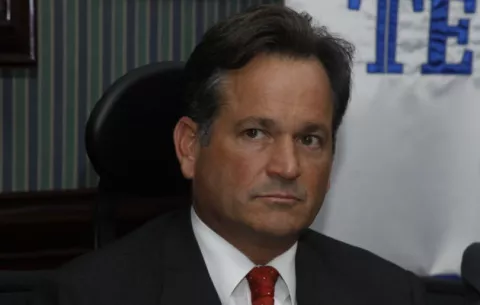 Navarro: 'necesitamos un presidente que esté en Panamá y solucione'