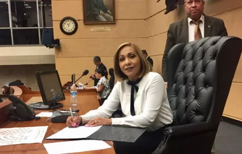 Yanibel Ábrego: "Jamás atentaría contra la seguridad jurídica"