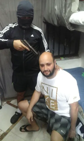 Shy Dahan se escapó de un banco, cansado de extorsiones de policías