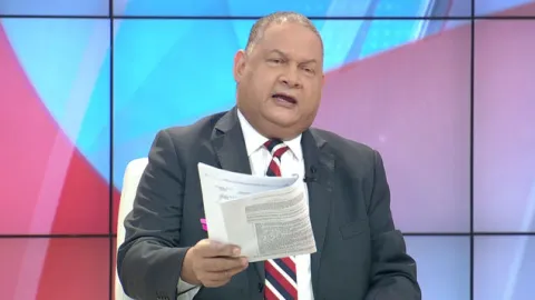 Familiares de Benicio Robinson en planilla del Minsa, según Cochez
