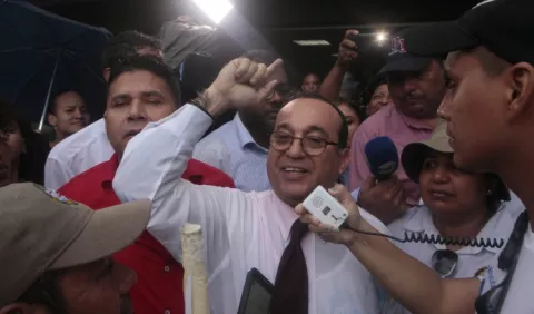 Eduardo Flores Castro niega estar buscando la reelección en la Universidad de Panamá