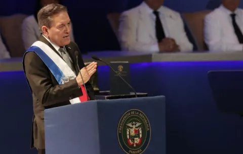 Laurentino Cortizo reafirma su compromiso de continuar con las reformas constitucionales