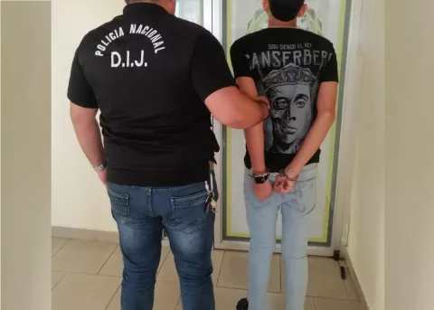El 'Toca nalgas' podrá salir de su casa; le revocaron la medida cautelar