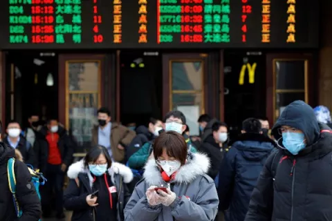 Para combatir el coronavirus China convierte hoteles, centros culturales y deportivos en hospitales
