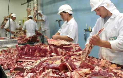 Se reanudan los envíos de carne panameña hacia la República Popular China
