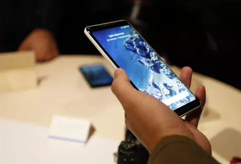 Apple y Google prometen cerrar el rastreo de contactos cuando pase la COVID-19