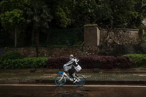 Wuhan intenta pasar página con la herida aún abierta del coronavirus