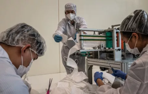 China se afianza en mercado de suministros médicos