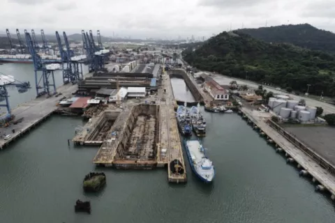 Panamá anuncia consulta de mercado para la rehabilitación  y operación del Astillero Balboa