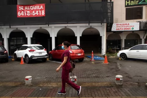 Instalan mesa para acuerdo de pago en el alquiler de los locales comerciales