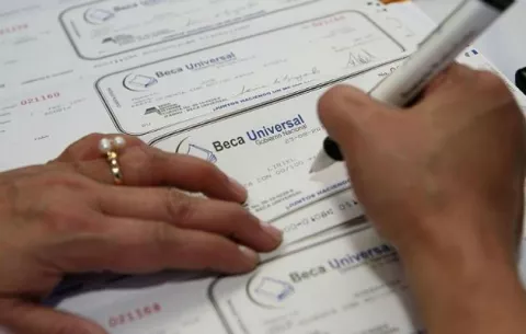 Ifarhu dará a conocer mañana fecha de pago de Beca Universal correspondiente a diciembre